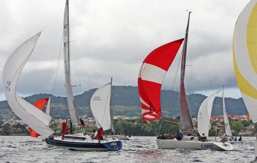 El viento inestable complicó la navegación de los barcos