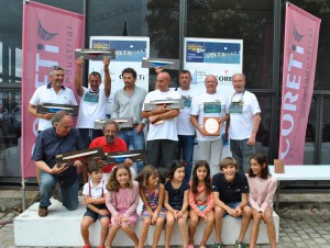 Foto de Familia de los premiados