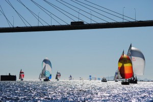 2Bella imagen de los barcos regresando (medios)