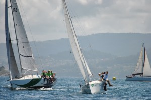 “DESGUACES SANTORUN”, “ARGALLEIRO” Y “ARGOS”, Ratificaron su liderazgo en el Trofeo Casino La Toja de Cruceros ORC