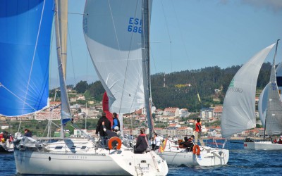 Comienza la I Regata Interclubes Gran Premio Deputación de Pontevedra