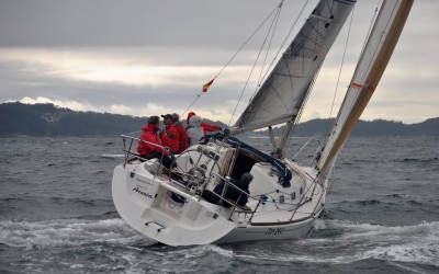 El Club Náutico de Portonovo reanuda este sábado la regata Interclubes de la Ría de Pontevedra