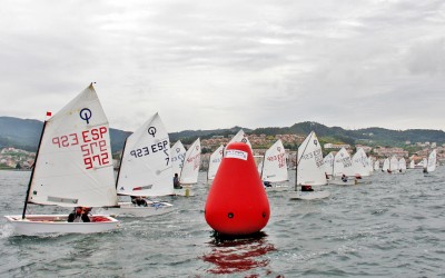 Medio centenar de barcos se disputan el Trofeo Baitra a partir de mañana en Baiona