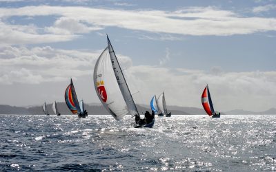 La Regata Interclubles de Cruceros de la Ría de Pontevedra llega a su ecuador este sábado en Portonovo