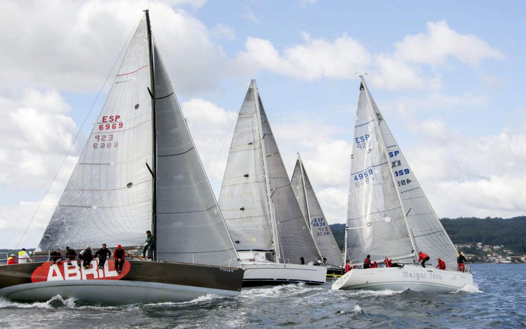 “Aceites Abril”, “Nautilus” y “Chispa Nejra”, vencedores de la Regata Guardiamarina tras dos días intensos en la Ría de Pontevedra