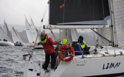 Buena previsión de viento para la tercera etapa del XX Trofeo de Navidad para cruceros este sábado en la Ría de Pontevedra